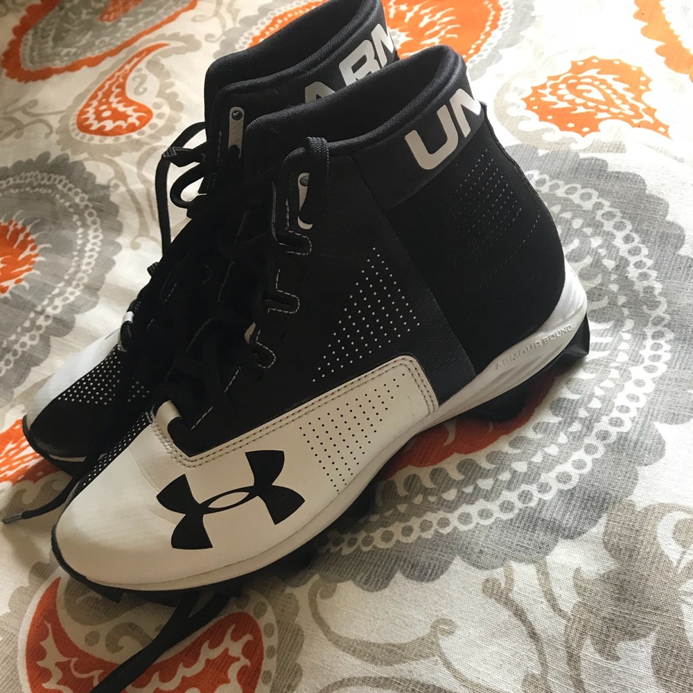 Under Armour cleats-very gently used